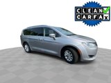 Used 2019 Chrysler Pacifica Touring-L image 2