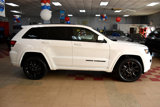 Used 2020 Jeep Grand Cherokee Altitude image 2