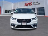 Used 2023 Chrysler Pacifica Touring-L image 2