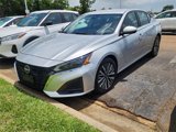 Used 2023 Nissan Altima 2.5 SV image 3