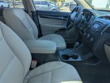Used 2012 Kia Sorento LX w/ V6 Convenience Pkg image 6
