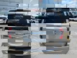 Used 2014 Chrysler Town & Country Touring image 5