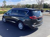 Used 2021 Chrysler Pacifica Touring-L image 2