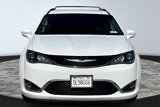 Certified 2019 Chrysler Pacifica Touring-L image 3