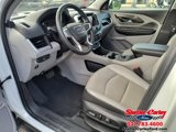 Used 2024 GMC Terrain SLT image 2