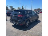 Used 2018 Nissan Rogue SL image 3
