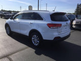 Used 2016 Kia Sorento LX image 5