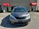 Used 2011 Toyota Sienna LE image 2