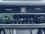 Used 2023 Nissan Rogue SV image 4