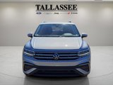 Used 2024 Volkswagen Tiguan SE image 2
