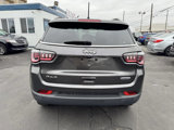 Used 2017 Jeep Compass Latitude image 5