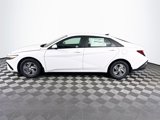 New 2025 Hyundai Elantra SE image 4