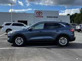 Used 2020 Ford Escape SE image 3