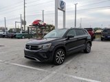 Certified 2022 Volkswagen Taos SE w/ Panoramic Sunroof Package image 2