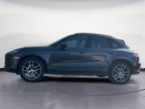 Certified 2024 Porsche Macan image 2