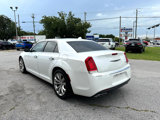 Used 2016 Chrysler 300 C image 5