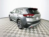 Used 2023 Nissan Rogue SV image 6