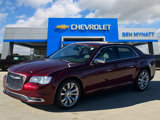 Used 2020 Chrysler 300 Touring w/ Chrome Appearance Package image 4