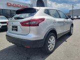 Used 2021 Nissan Rogue Sport S image 5