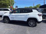 Used 2022 Jeep Compass Limited w/ Elite Group image 4