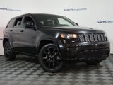 Used 2017 Jeep Grand Cherokee Altitude image 2