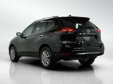 Used 2018 Nissan Rogue SV image 3
