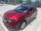 Used 2020 Nissan Rogue Sport S image 2