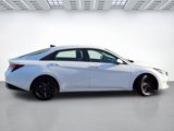 Used 2021 Hyundai Elantra SEL w/ Convenience Package image 3