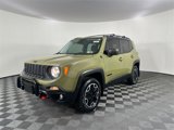 Certified 2015 Jeep Renegade Trailhawk image 2