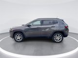 Used 2022 Jeep Compass Latitude image 4