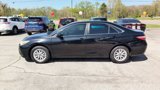 Used 2016 Toyota Camry LE image 2