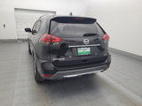 Used 2018 Nissan Rogue SV image 6