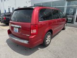 Used 2010 Chrysler Town & Country Touring image 5