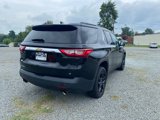 Used 2021 Chevrolet Traverse LT image 3