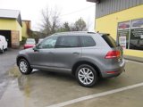 Used 2014 Volkswagen Touareg Sport image 5