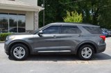 Used 2020 Ford Explorer XLT image 2