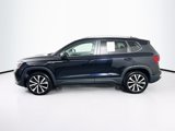 Used 2024 Volkswagen Taos SE image 4