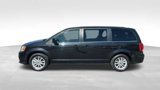 Used 2019 Dodge Grand Caravan SXT image 2