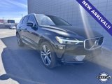 Used 2018 Volvo XC60 T5 Momentum w/ Convenience Package image 2