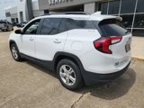 Used 2024 GMC Terrain SLE w/ Driver Convenience Package image 3