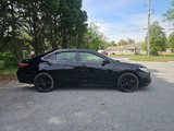 Used 2016 Toyota Camry SE image 4