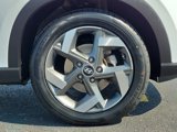 Used 2022 Hyundai Venue SEL image 5