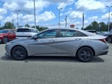 Certified 2021 Hyundai Elantra SEL w/ Convenience Package image 2