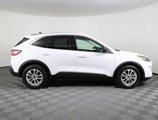 Used 2022 Ford Escape SE image 4