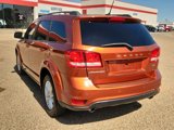 Used 2014 Dodge Journey SXT w/ Flexible Seating Group image 3