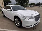 Used 2016 Chrysler 300 Limited image 2