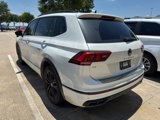 Used 2022 Volkswagen Tiguan SE R-Line image 5