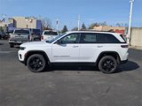 New 2025 Jeep Grand Cherokee Altitude image 3