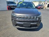 Used 2022 Jeep Compass Latitude image 2