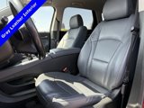 Used 2021 Buick Enclave Essence image 2